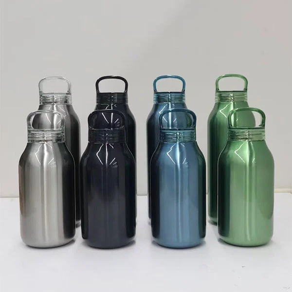Botol keluli tahan karat terisolasi haba