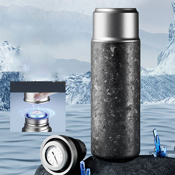 Botol air titanium dengan penutup magnet